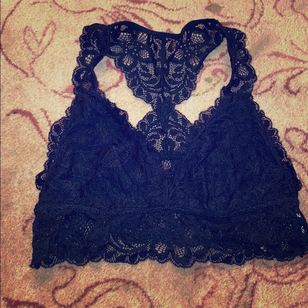 Mint condition PINK VS BRALLETE